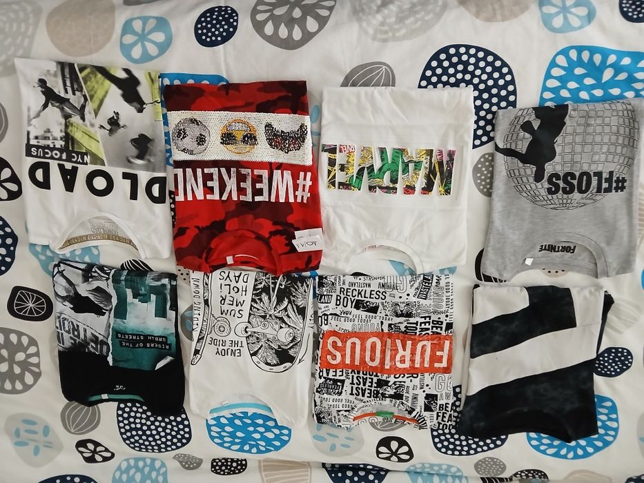 T-shirt e calcoes 10/11 anos