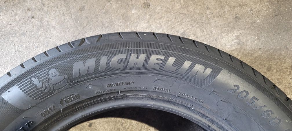 205/60r16 92H  Michelin Primacy 4 S1 z 2020r ładne.