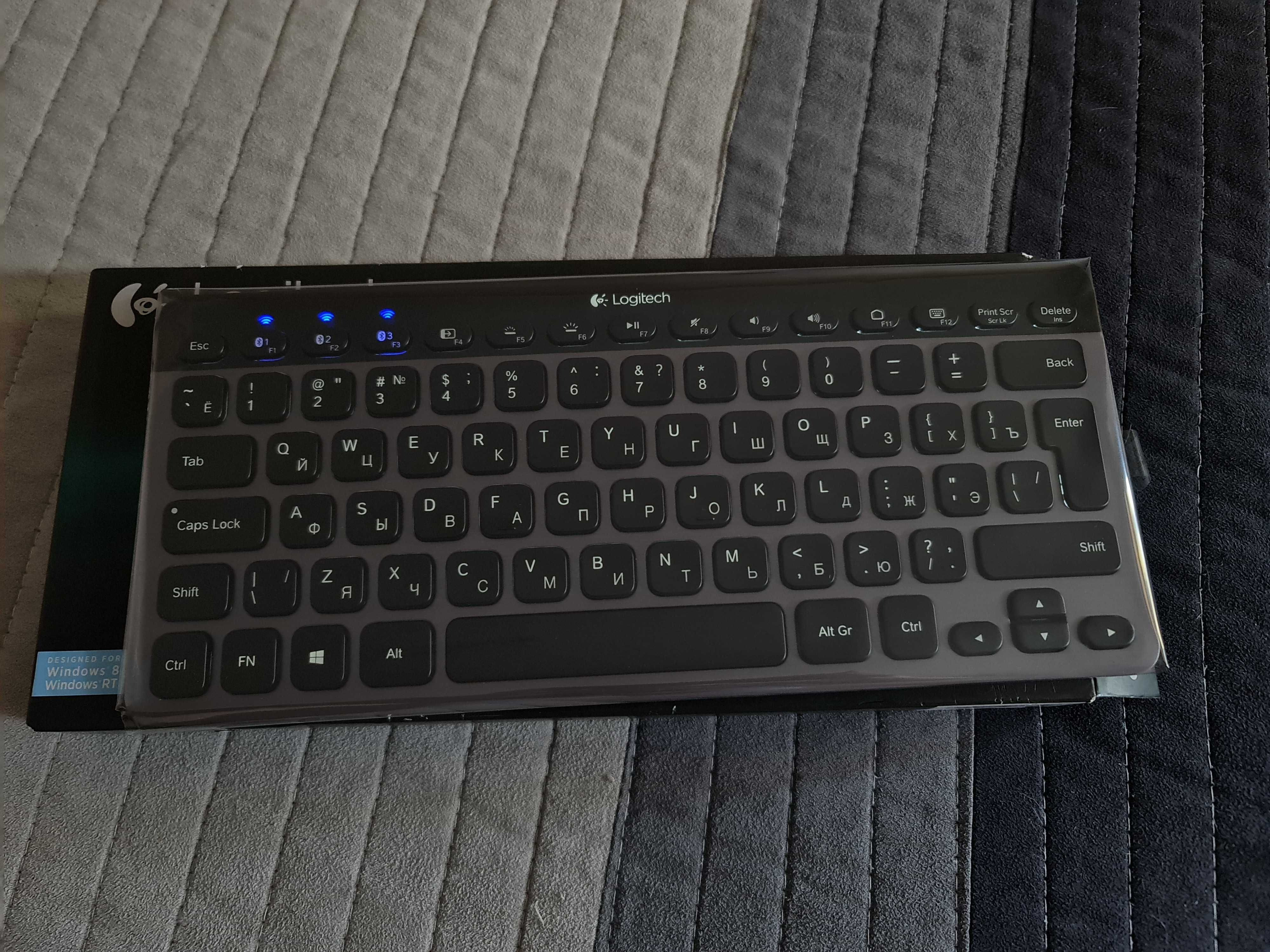 Клавіатура бездротова Logitech Illuminated K810 Bluetooth Black