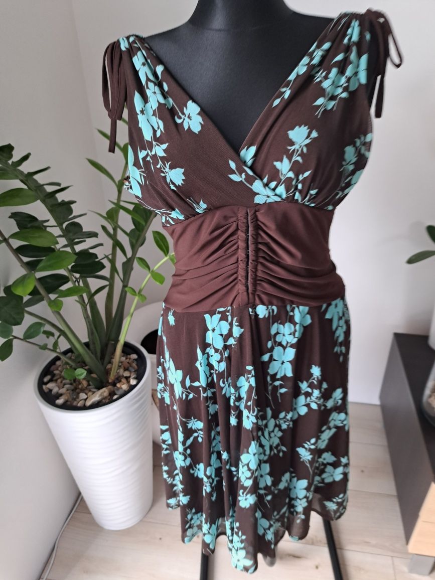 Sukienka midi w turkusowe kwiaty z pasem gorsetowym rozm 44