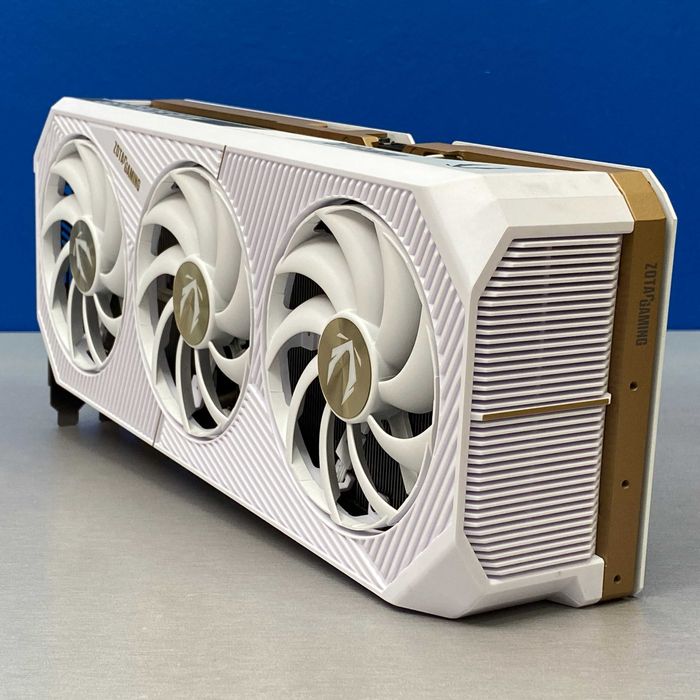 Zotac Gaming GeForce RTX 5080 Solid OC White Edition | 16GB GDDR7