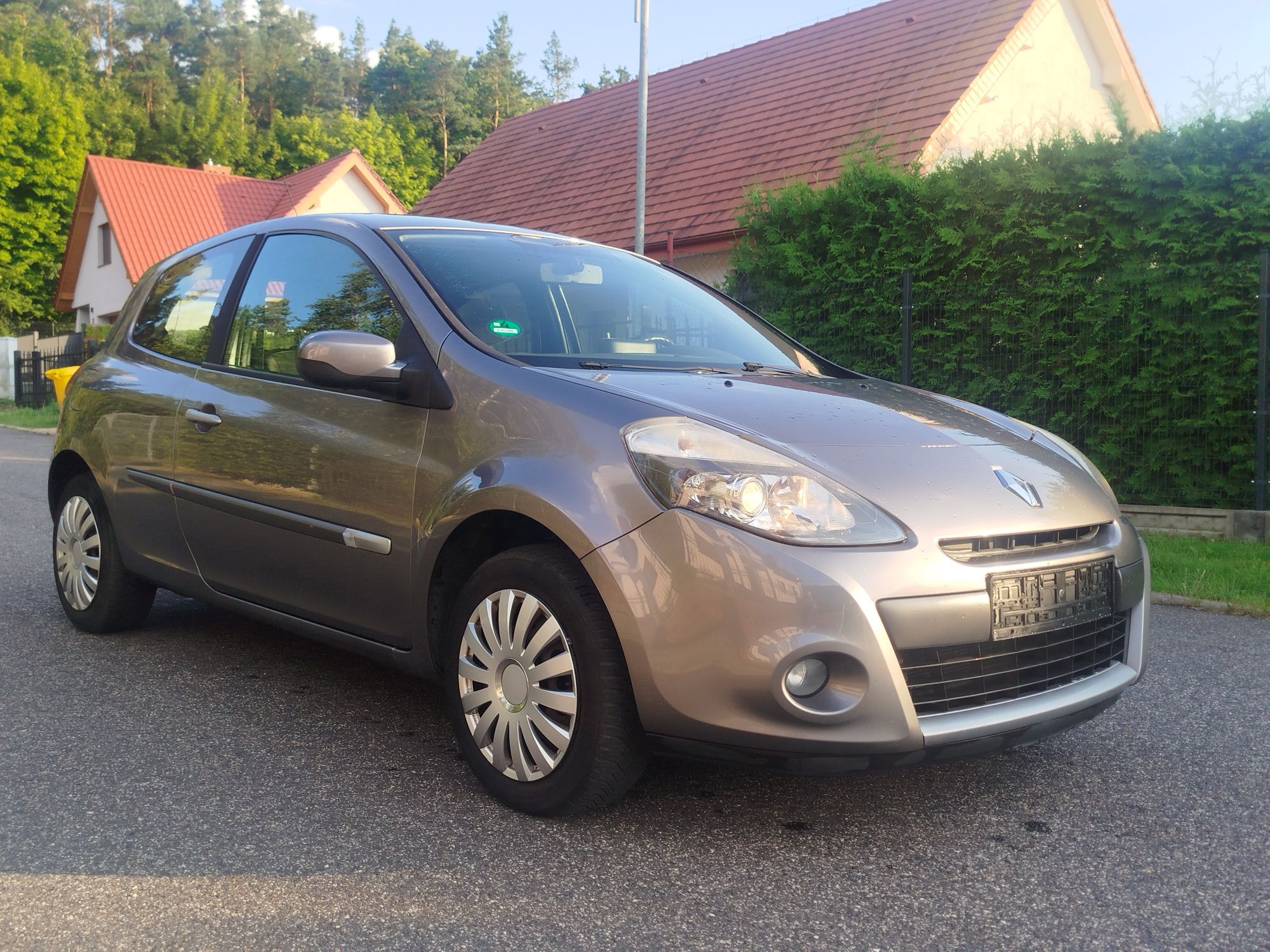 Renault Clio 1.2 16V 75km