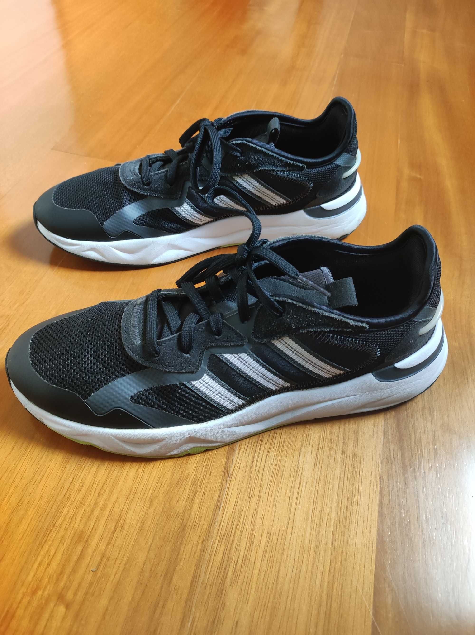 Sapatilhas running da Adidas pretas, também 46