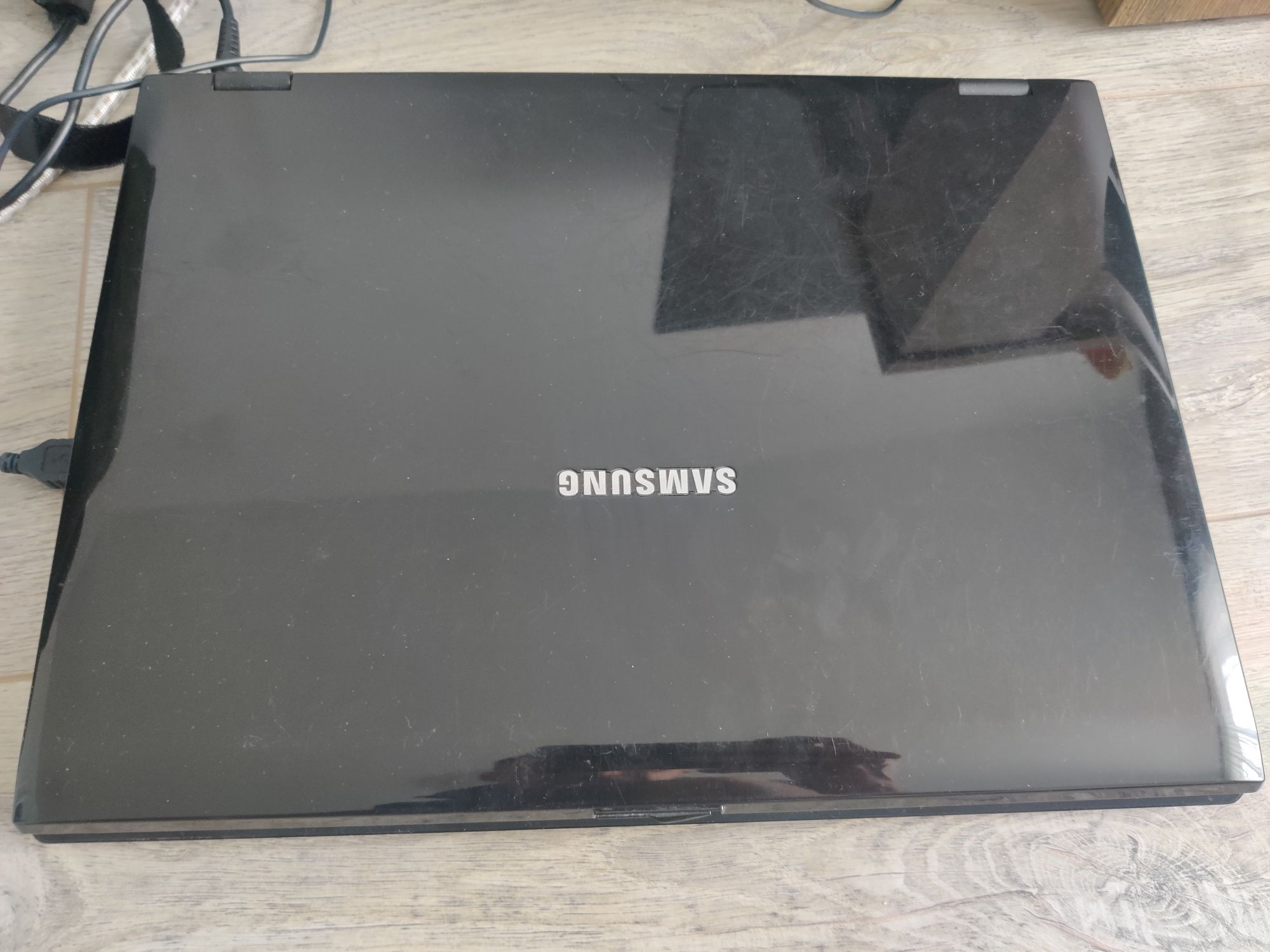 Ноутбук Samsung R60 plus