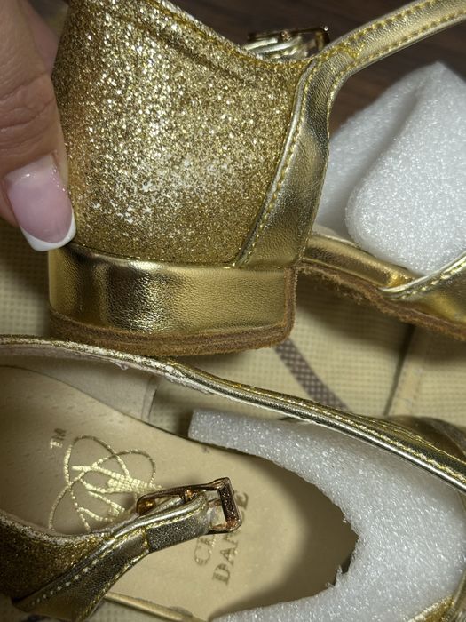 Туфлі для таннців