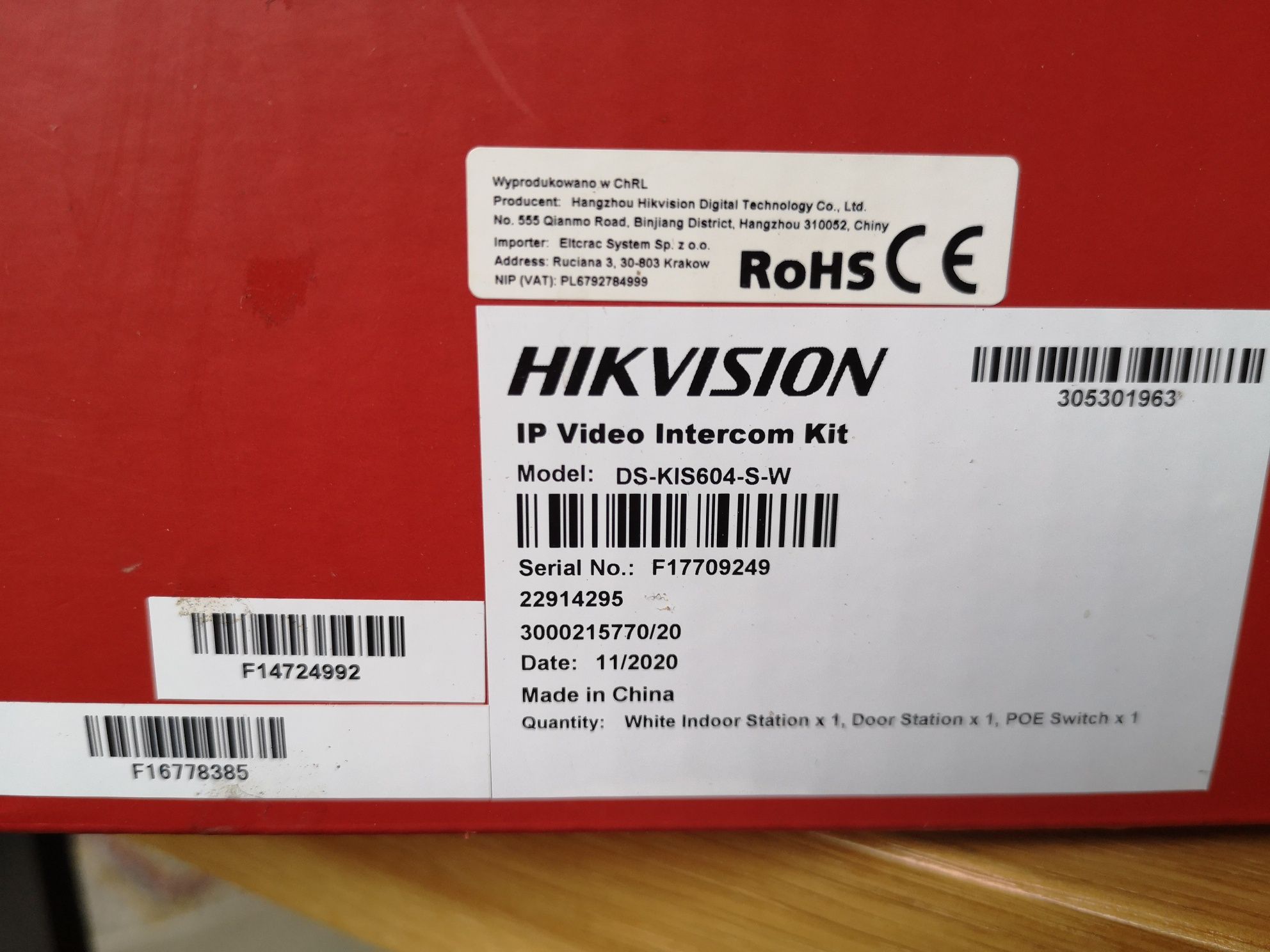Nowy wideodomofon Hikvision DS-KIS604-S-W