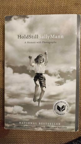 Hold Still Sally Mann, Książka
