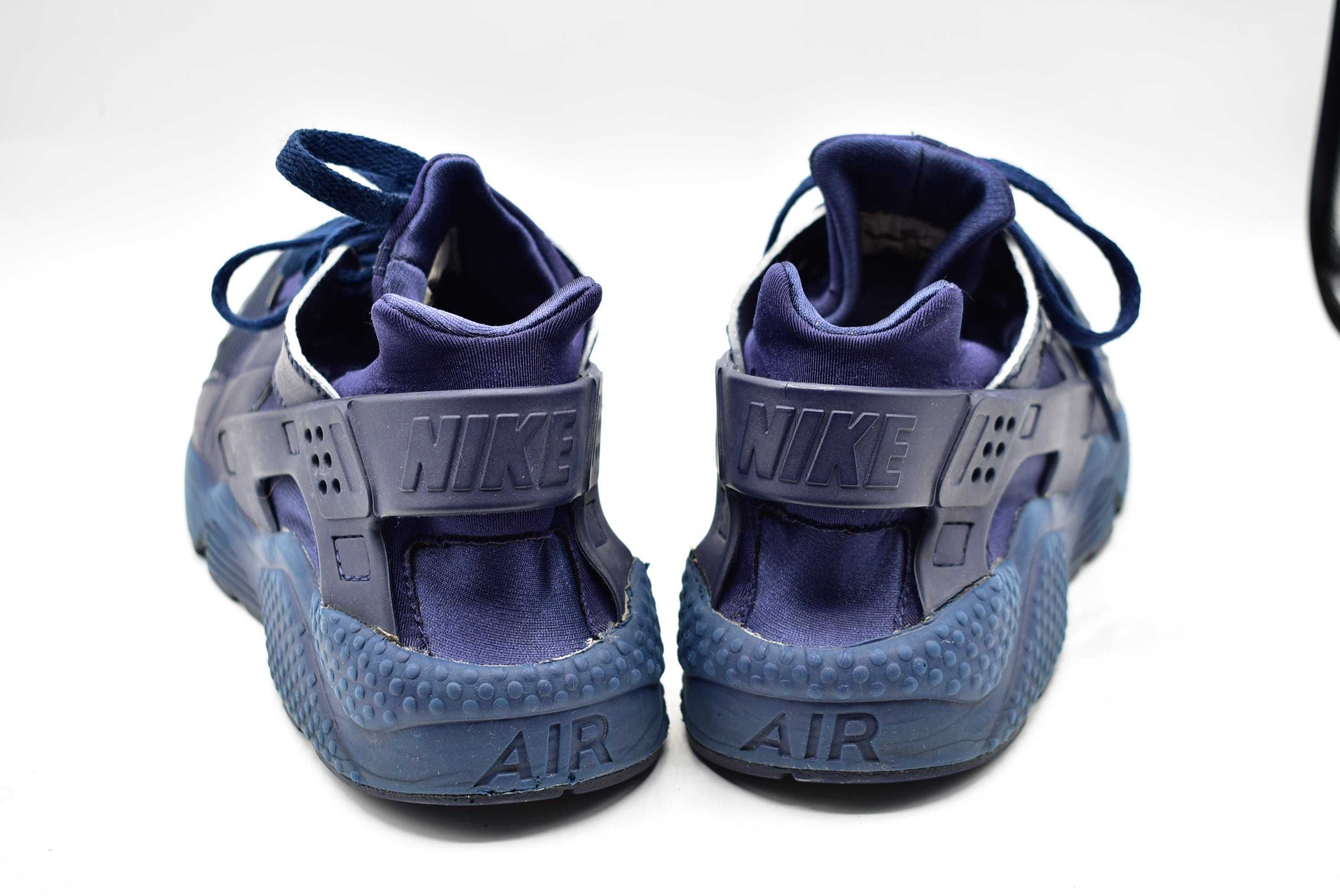 Nike Air Huarache Triple - roz. 44