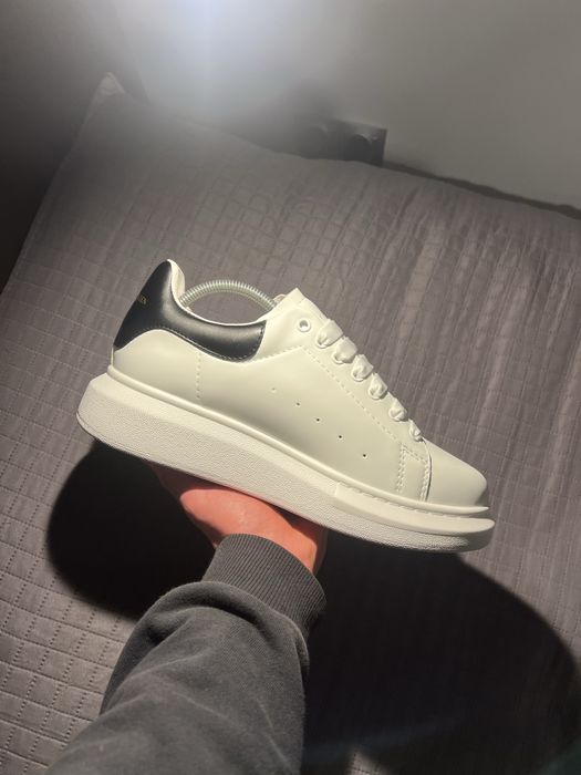 Buty Alexander McQueen r42, białe
