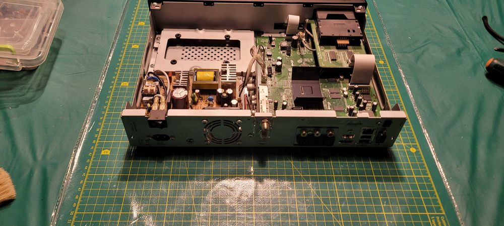 Супутниковий тюнер GI S8895 Vu+ Uno