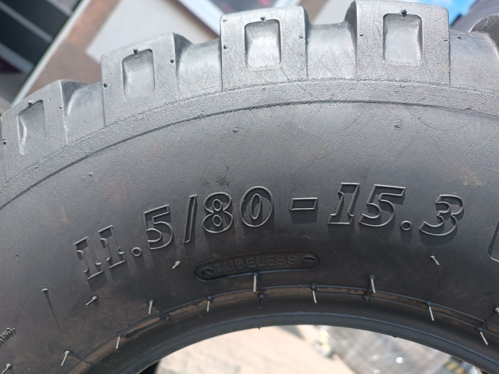 11.5/80-15.3 BKT Implement AW 702
