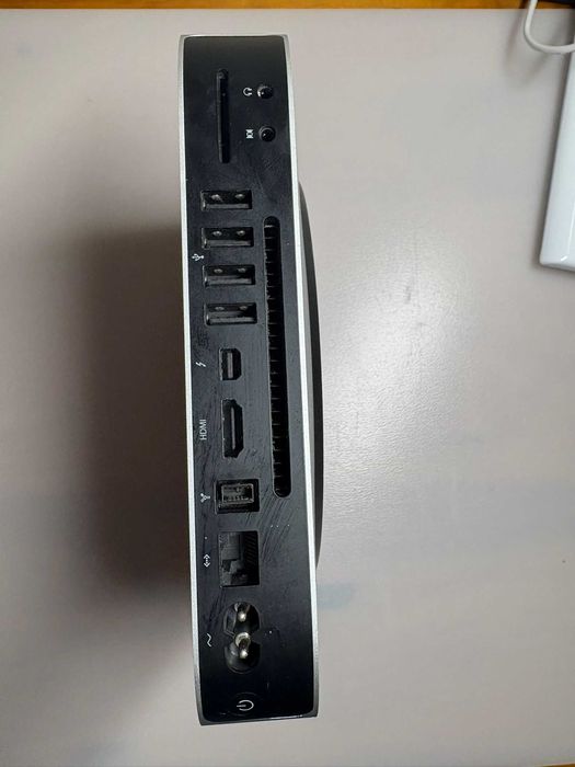 Mac mini 2012, 2,5Ghz intel i5, 4 GB Ram DDR3 1600 MHz