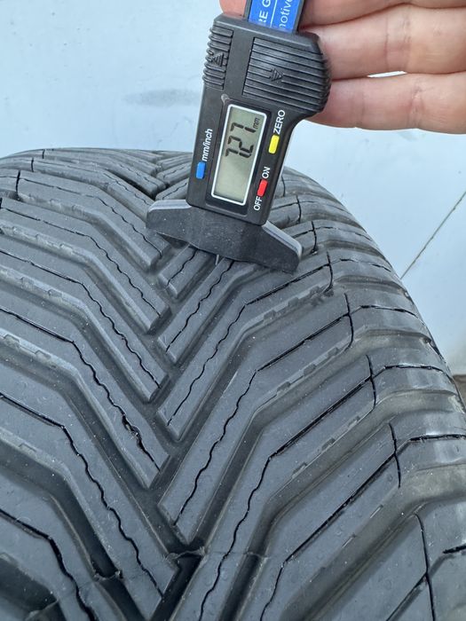 Шини Michelin 235 50 18