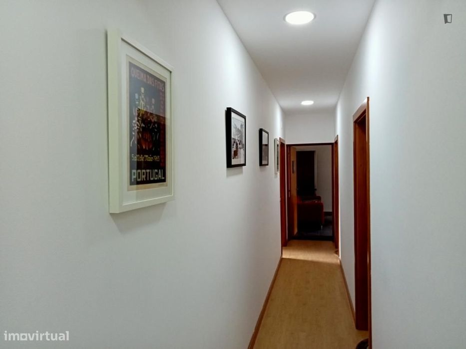 Estúdio - localizado em Alta Universitária Coimbra