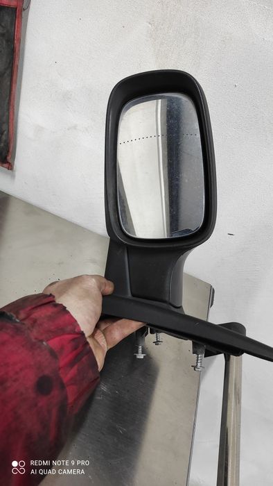 Renault Clio III lusterko prawe TEB66