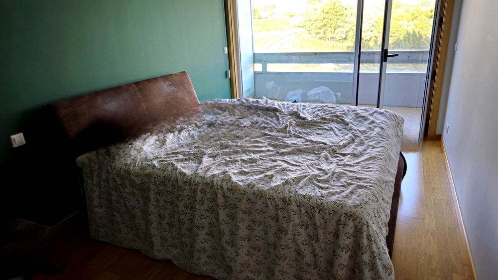 Cama casal 160x200 com estrado madeira