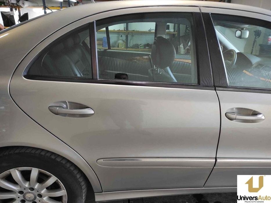 PORTA TRASEIRA DIREITA MERCEDES CLASE E (W211) BERLINA E 220 CDI (211.008)