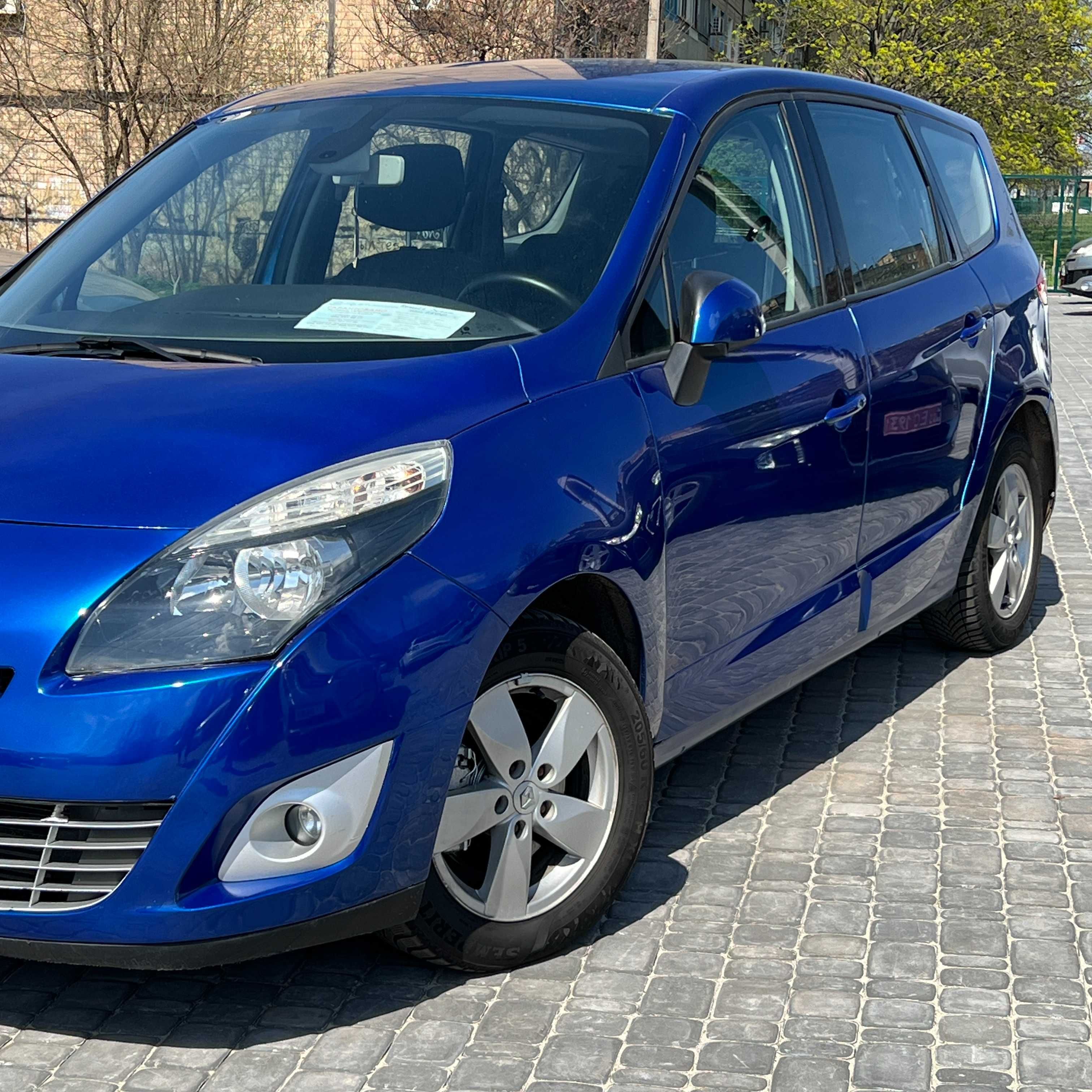 Продам Renault Grand Scenic 2009 рік можлива розстрочка,кредит,обмін!