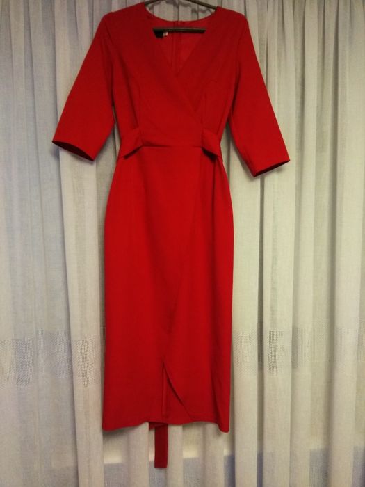 Продам      плаття