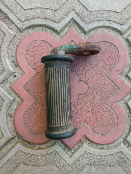 Продам підножку пасажира на мотоцикл