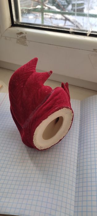 Продам Керамическая статуэтка Лебедь в замше