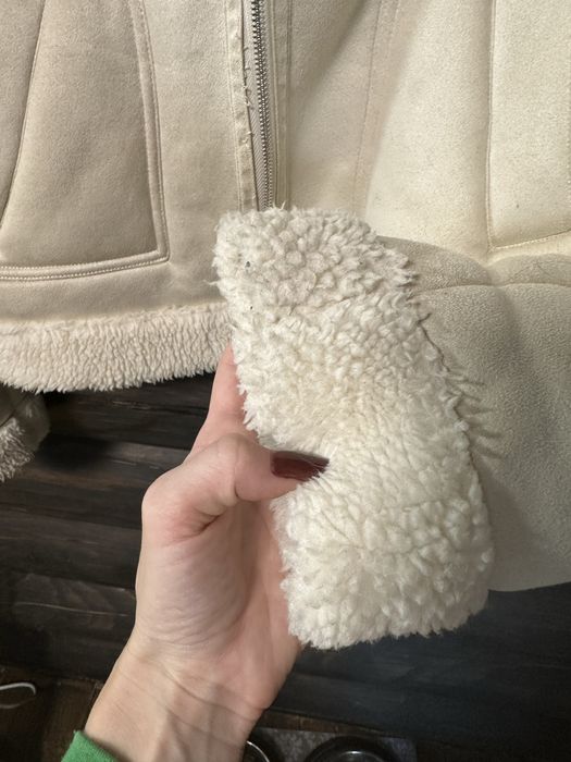 Дубленка короткая Bershka размер M