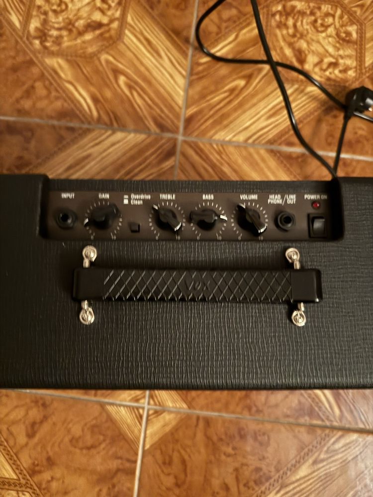 Vox pathfinder 10