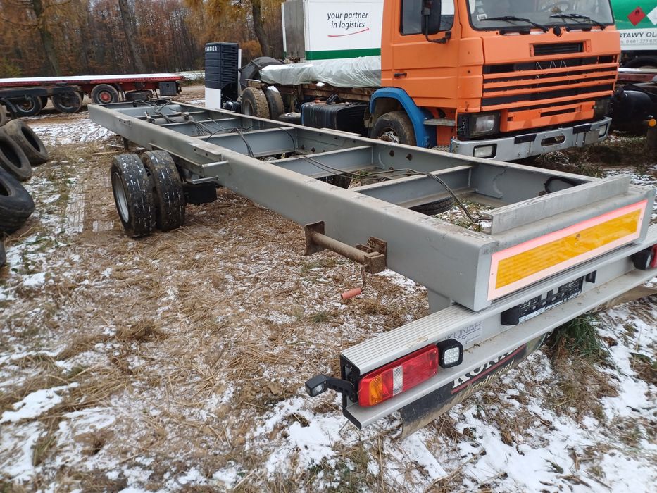 Przyczepa tandem kilka sztuk z transportem