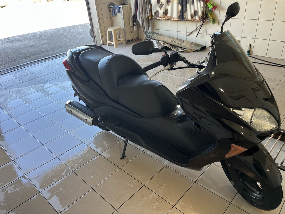 Honda forza 250 mf08