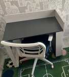 Biurko z serii Nest - meble VOX + Fotel.