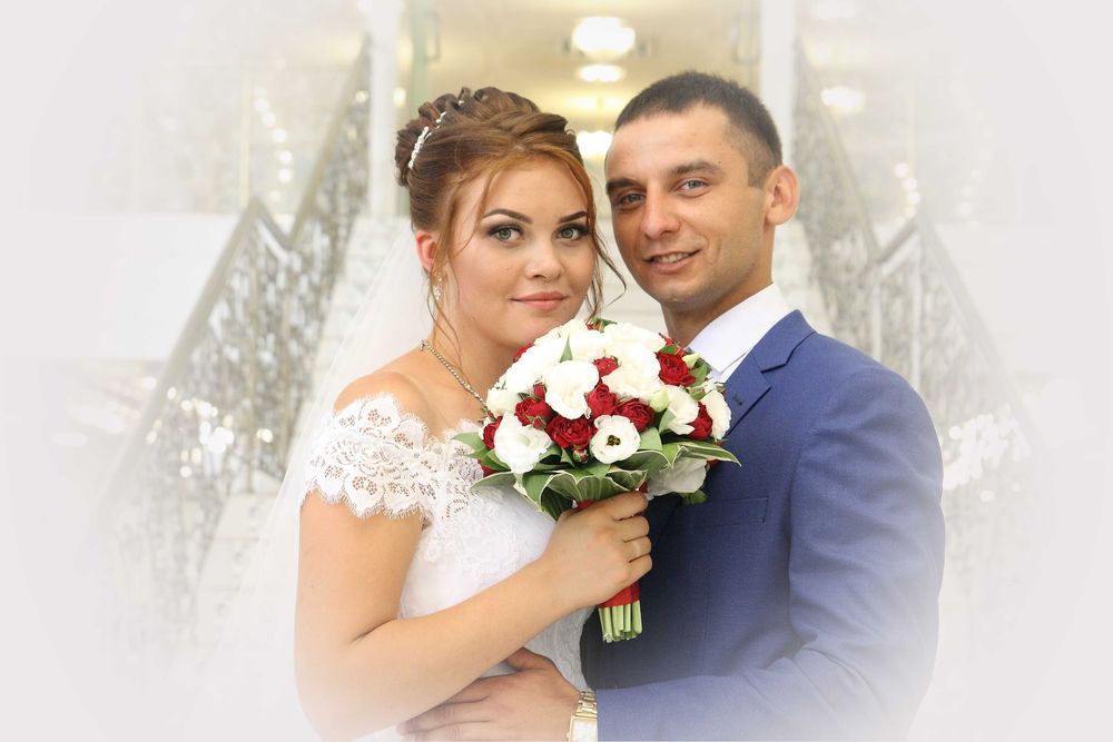 Фотограф професионал.фото-1200гр/ч.Свадьбы.Крестины.Венчание.Студия