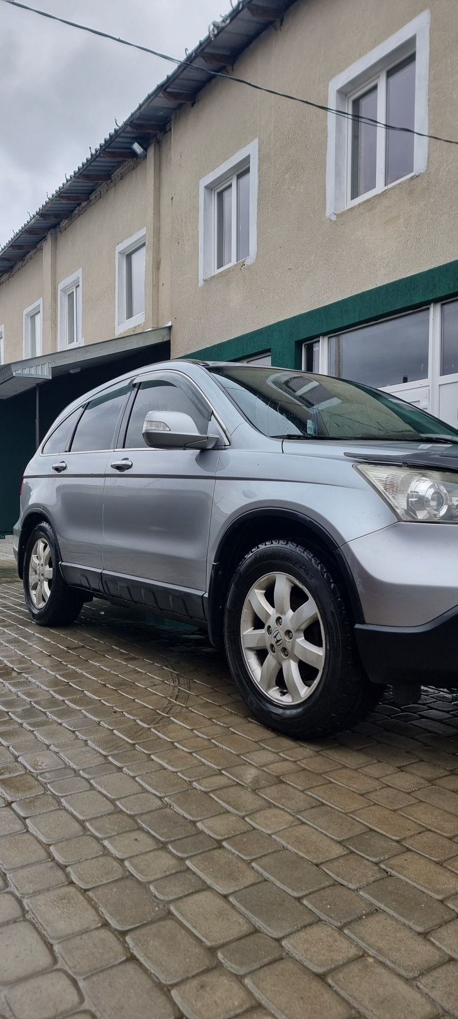 Honda cr-v продається