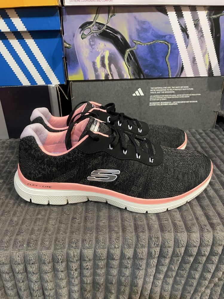 Жіночі кросівки Skechers Flex Appeal 4.0 41,5(27см) оригінал