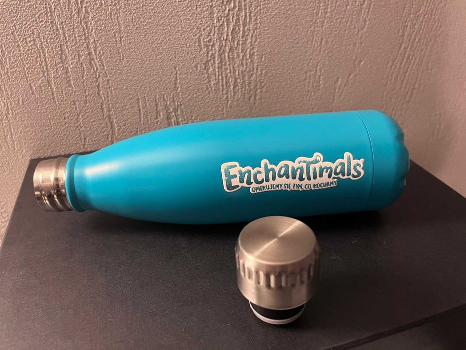 Termos bidon dla miłośników Enchantimals w niebieskozielonym kolorze