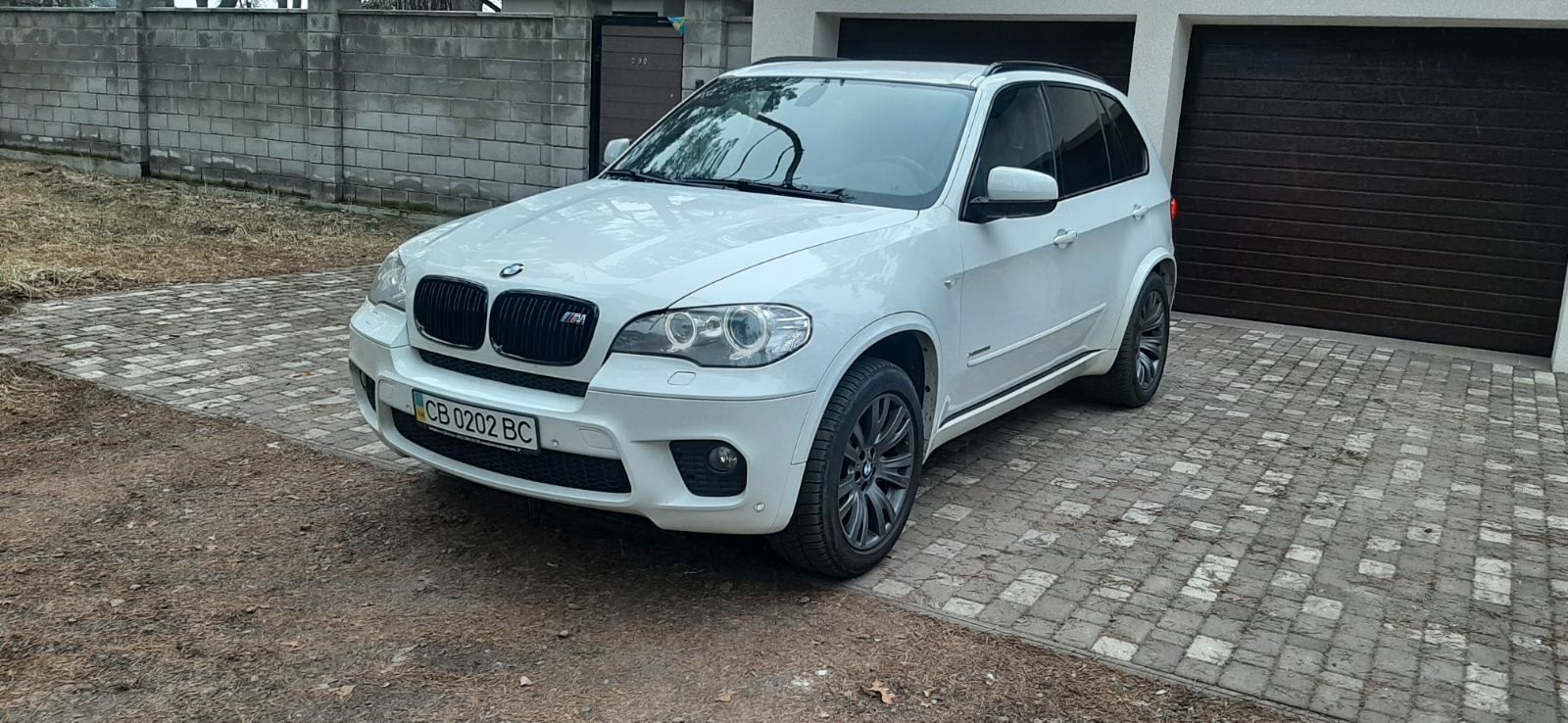 BMW  X5  м  пакет