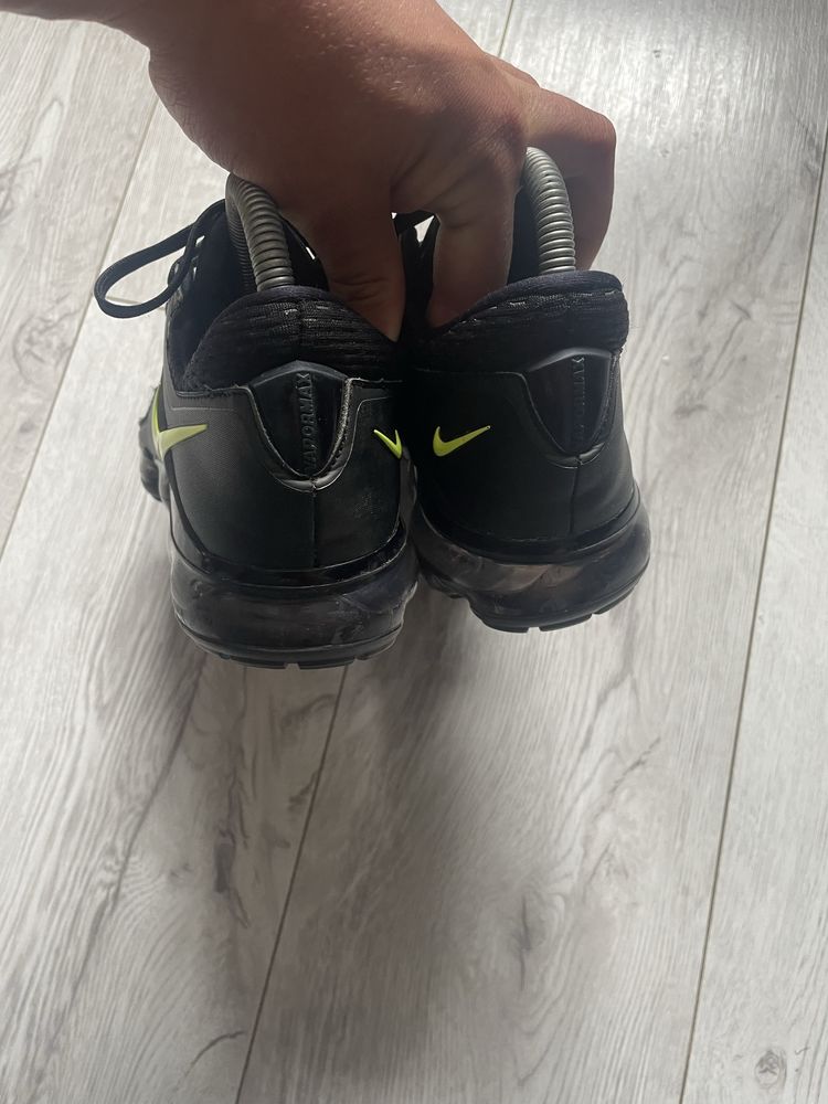 Czarne nike vapormax rozmiar 38