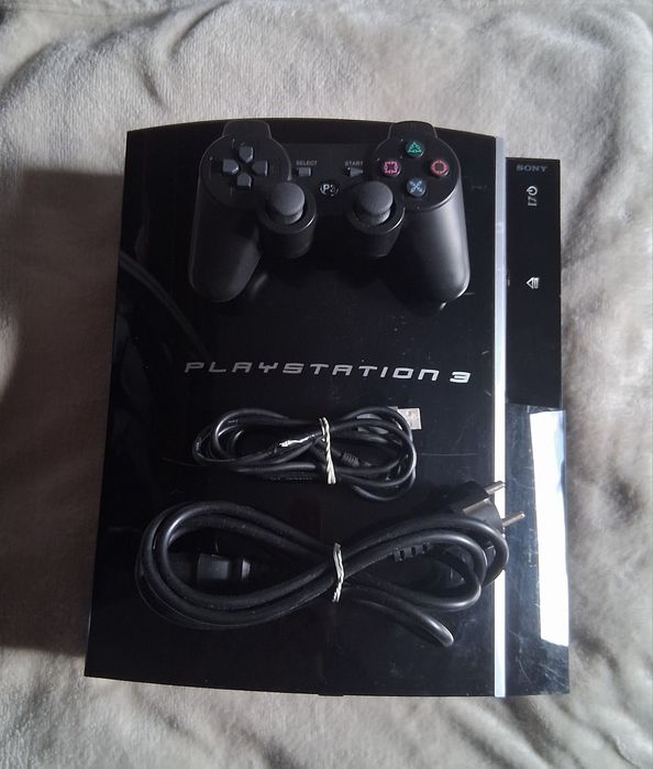 Konsola playstation 3 FAT 160GB opis**