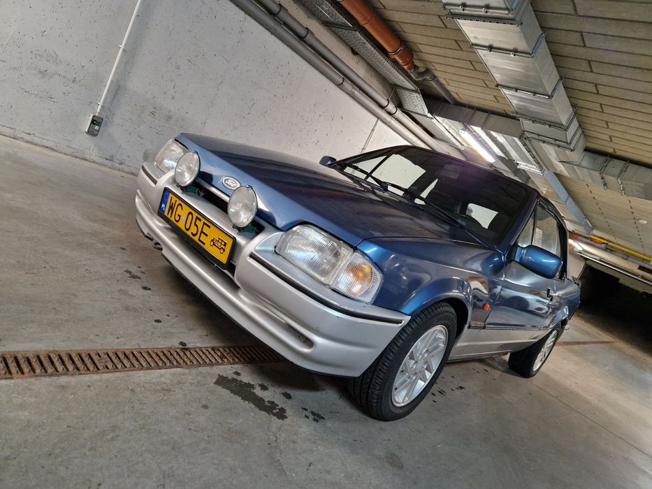 Ford Escort Cabrio Xr 3i  zabytek