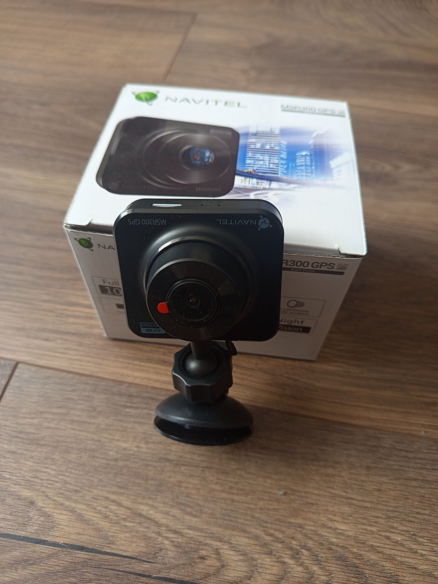 kamera samochodowa navitel plus karta pamięci 128gb