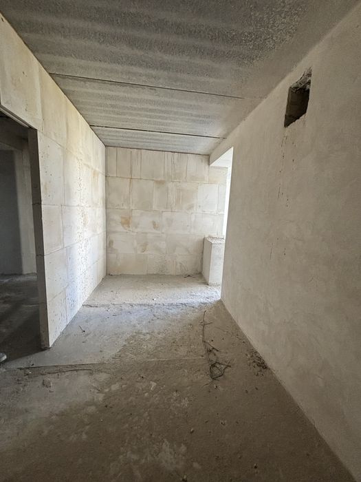 Велика 2кімнатна квартира з терасою в Континенті 4 черга