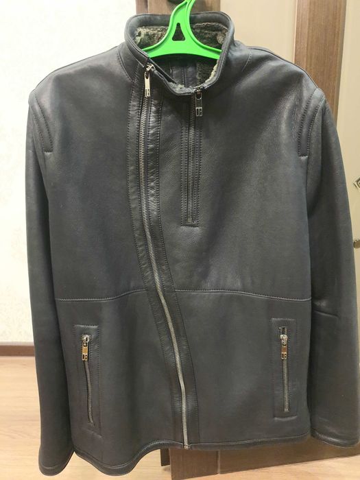 Продаю дубленку мужскую