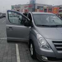 Продам бус hyundai h1 2013