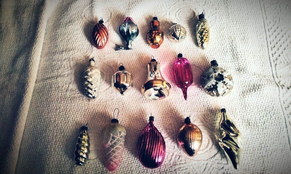 Старовинні  ялинкові іграшки