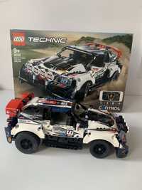 LEGO Technic Auto Wyścigowe Top Gear 42109 z