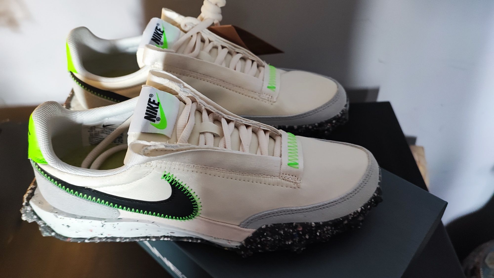 Nike Waffle Racer Crater