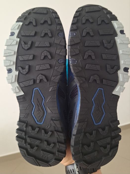 ASICS GEL-Fuji Attack 5 men
Rozmiar 39
Cena: 130 zł.