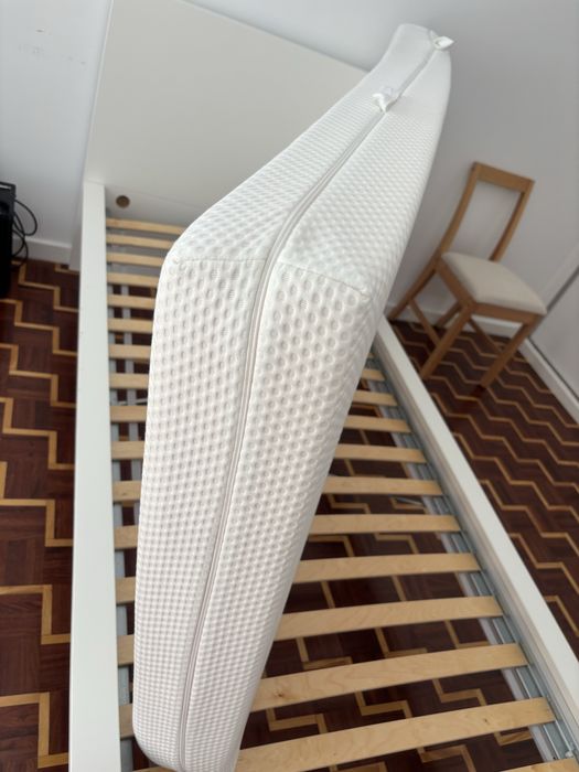 Conjunto: Cama MALM + Colchão - IKEA
