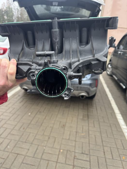 Впускний колектор Форд Ейдж 2.0 2019