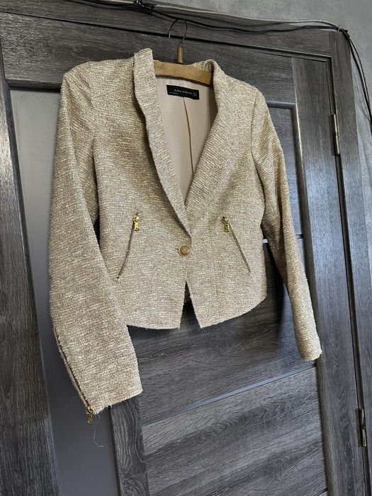 Твідовий піджак від Zara