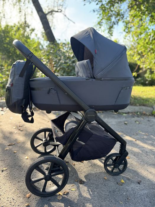 Продаю дитячий візок , як новий Carello Omega plus 2024